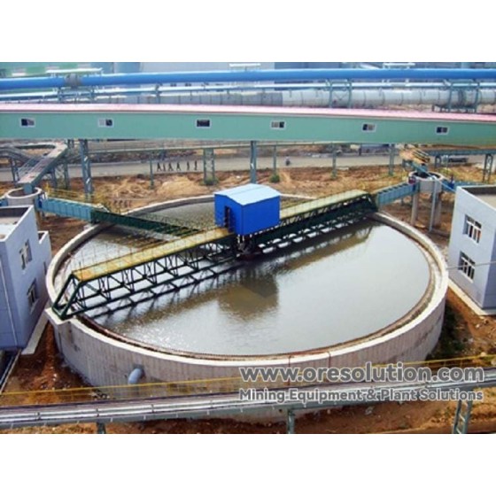 Peripheral rack and pinion drive thickener